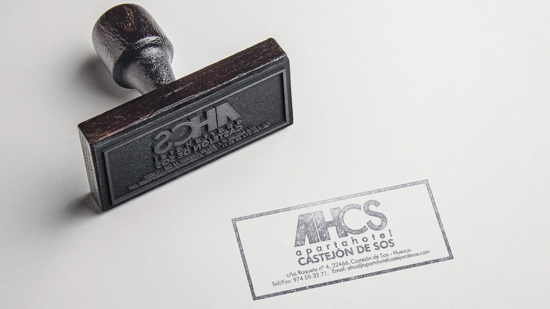 Apartahotel Castejón de Sos sello personalizado