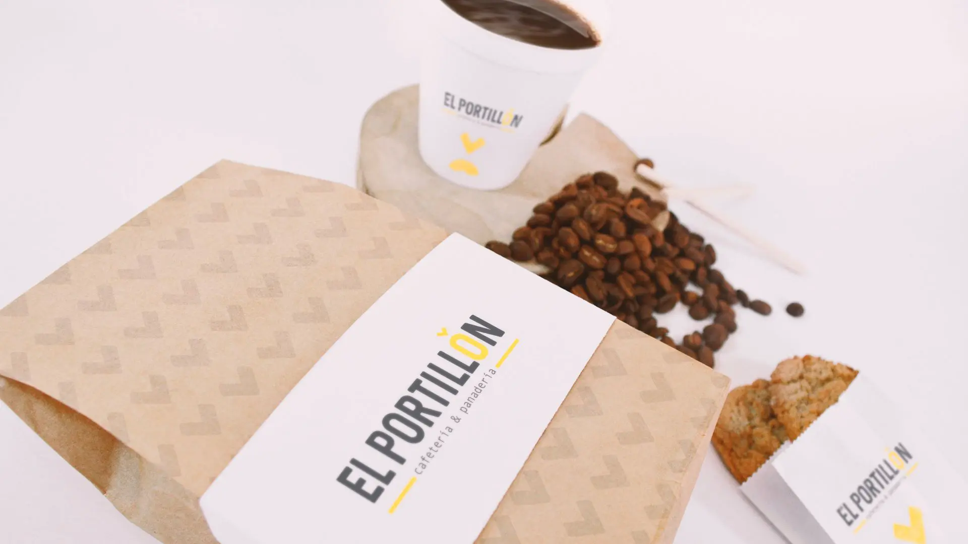 Diseño de empaques cafetería El Portillón de Benasque